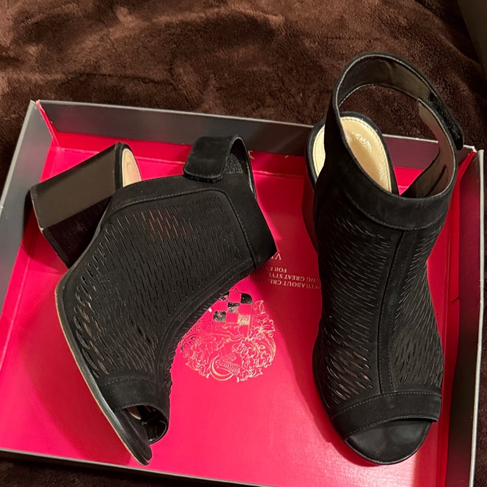 Vince Camuto Elegant Black Women's Heels
